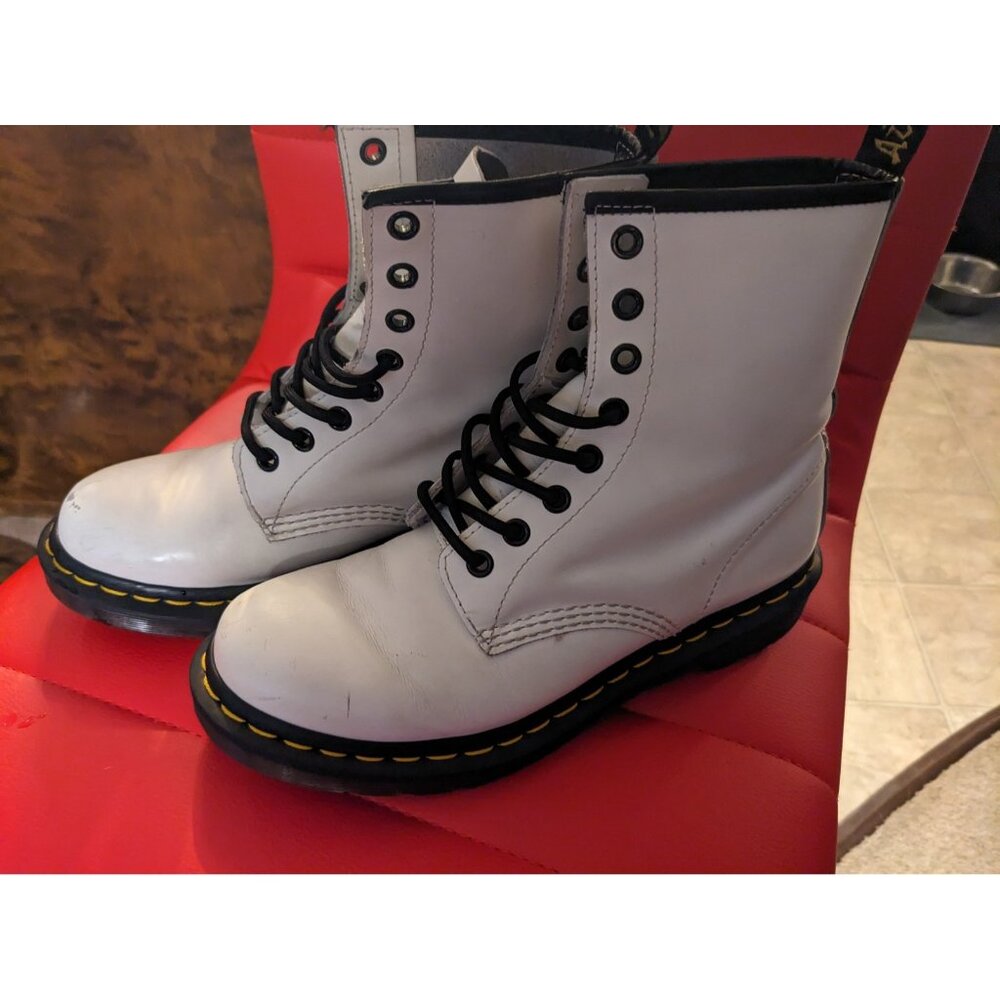 Doc Martens boots (US 7)